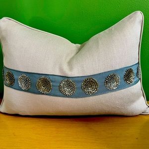 1 pillow cover